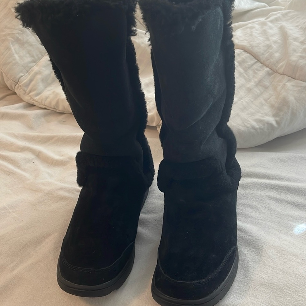 Ugg women’s sunburst waterproof black size 9